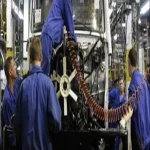 القوى العاملة بالشرقية تُنهى إضراب 275 عاملًا بشركة "تكنو جاز" بالعاشر