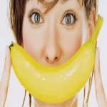 5 وصفات طبيعية للبشرة والشعر باستخدام الموز.. "ما ترميش القشر"