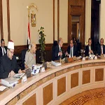 رئيس الوزراء يكلف "التموين والصناعة" بوضع أسعار مناسبة لمستلزمات المدارس