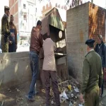 بالصور..مركز الزقازيق: تفاعل فورى لبلاغات الخط الساخن مع تكثيف حملات النظافة والاشغالات