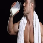 دراسة: مكملات بروتين اللبن الغذائية تحد من أمراض القلب بنسبة 8%