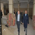 بالصور .. رئيس جامعة الزقازيق يتفقد تجهيز مبنى كلية الطب الأسنان