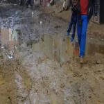 أهالي قرية بمنيا القمح فى الشرقية يشتكون من الطفح المستمر لمياه الصرف الصحي