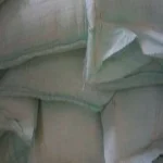 ضبط طن دقيق مجهول المصدر في مخبزين بالزقازيق