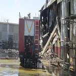 الحماية المدنية تسيطر على حريق مخزن أخشاب بمدينة منيا القمح