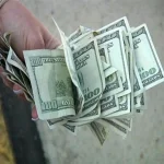 القبض على مسن بحوزته 33 ألف دولار بالشرقية