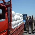 ضبط سيارتين محملتين بمبيدات ومخصبات زراعية منتهية الصلاحية بالشرقية