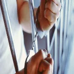 القبض على هارب من مؤبد بحوزته سلاح نارى بالحسينية