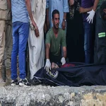 أهالى قرية بأولاد صقر يقطعون الطريق احتجاجا على مقتل شاب