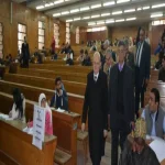 رئيس جامعة الزقازيق يشيد بتطبيق نظام التصحيح الإلكتروني لـ5 مقررات بـ"الحقوق"