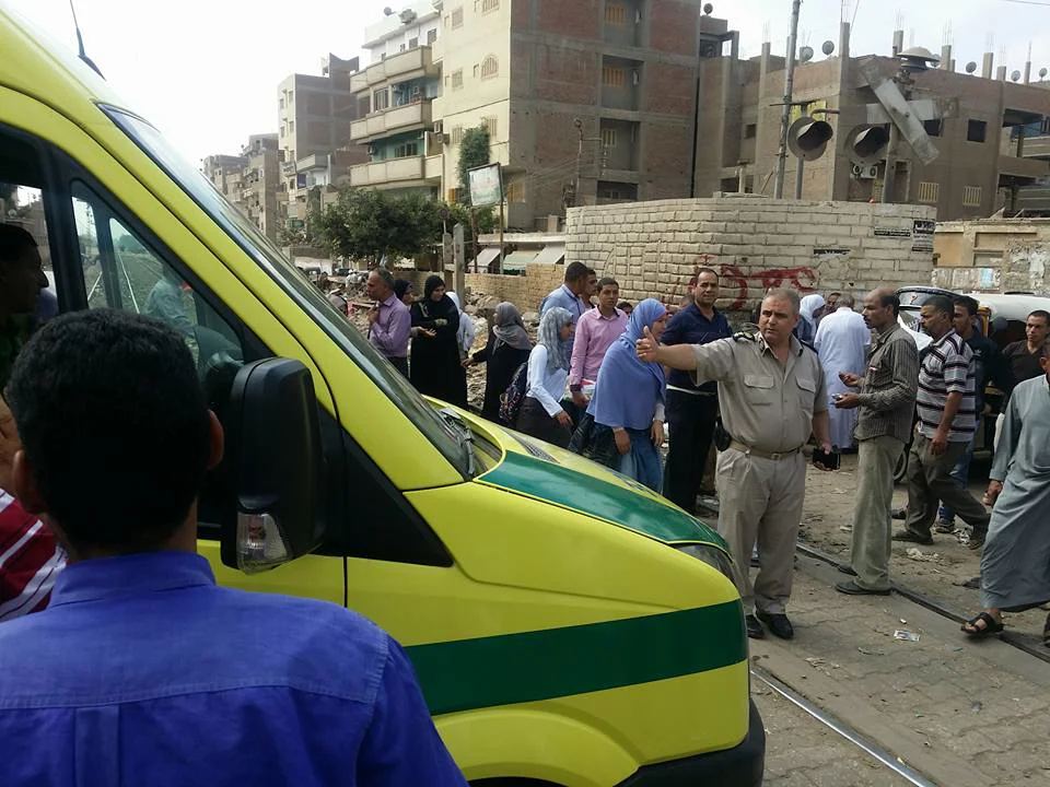 بالصور.. تفاصيل مصرع سيدة وإصابة 3 أخريات فى حادث قطار ههيا بالشرقية