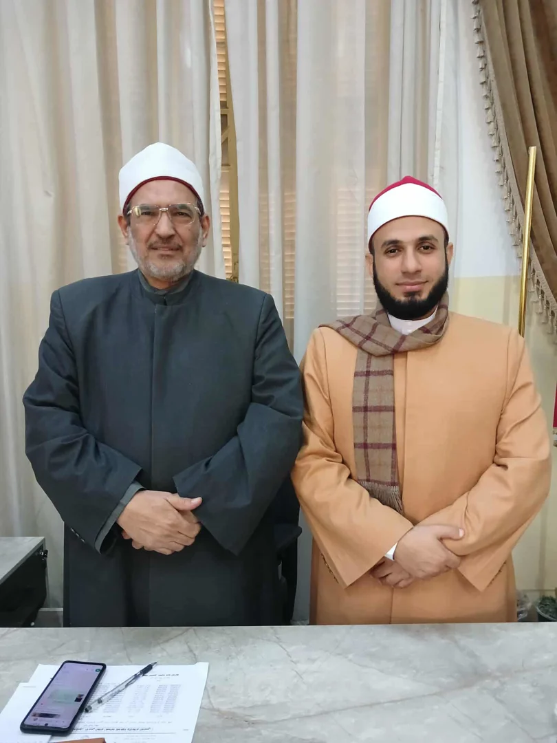 القارئ بيبرس مع الشيخ سعيد عبد الدايم مدير عام وعظ الشرقية القارئ بيبرس مع الشيخ سعيد عبد الدايم مدير عام وعظ الشرقية