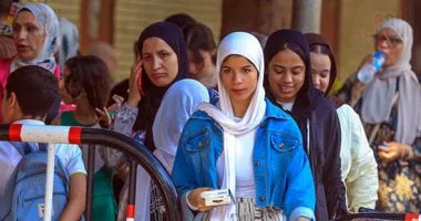 صورا الامتحان.. استبعاد وإحالة للنيابة 14 مراقبا ورئيس لجنة إعدادية بالشرقية