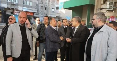 محافظ الشرقية يعاين هبوط محدود في البلاطة العلوية بكوبرى الصاغة