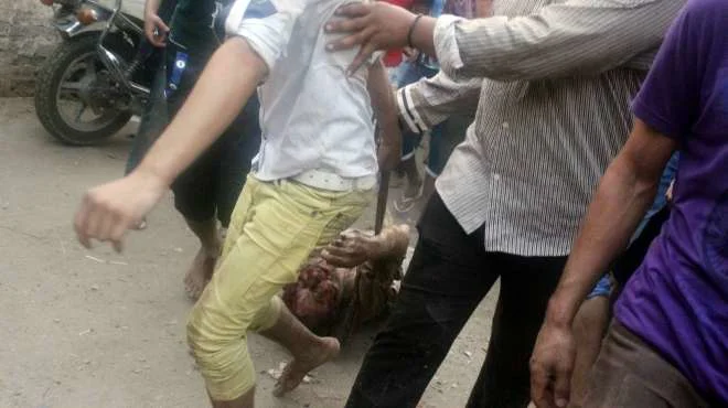 اهالي قرية يسحلون سارق حتي الموت في ابو كبير