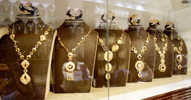 ارتفاع أسعار الذهب 4 جنيهات.. وعيار 21 يسجل 570 جنيهاً