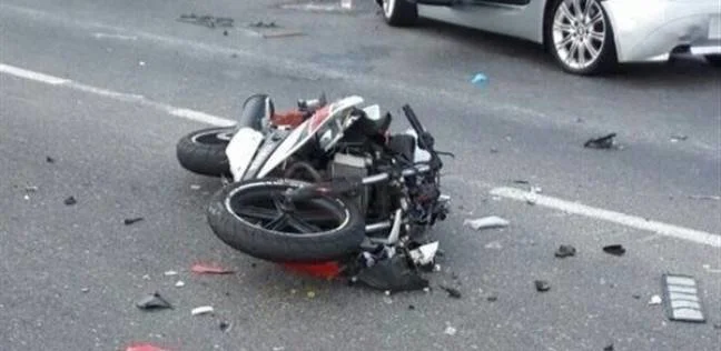 مصرع شخصان في انقلاب دراجة بخارية فى القنايات