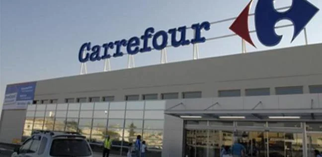 إنهاء إجراءات إقامة سلسلة تجارية على مساحة 4 أفدنة بالزقازيق