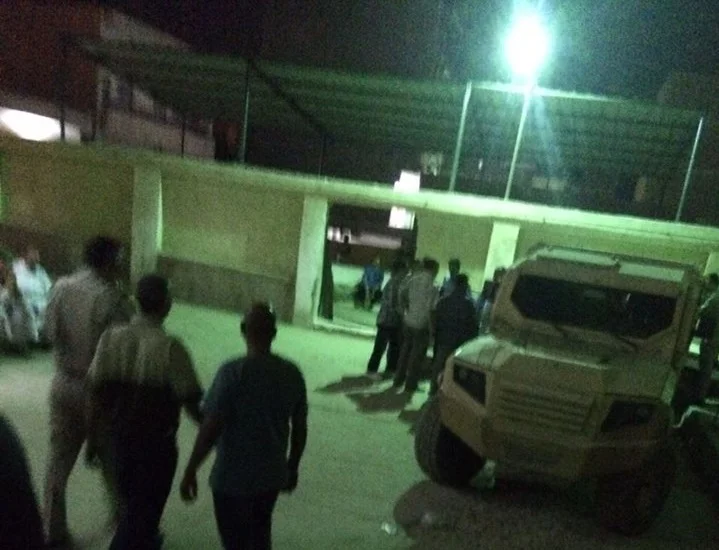 مقتل شاب وإصابة آخرين برصاص ضابط شرطة عن طريق الخطأ بأبوكبير ‎