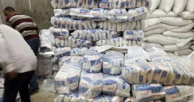 إحالة رئيس فرع بشركة تجارة الجملة ببلبيس للنيابة لتهريبه 60 طن سكر