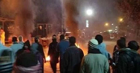 تجدد الاشتباكات بين عائلتين في كفر صقر الشرقية عقب مقتل موظف بالأوقاف