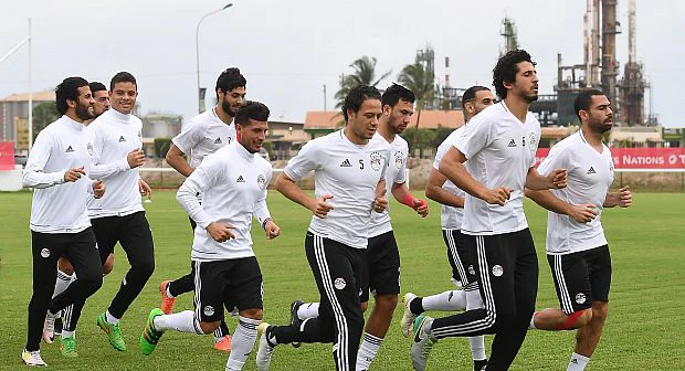 منتخب مصر يفوز فى الدقائق الاخيرة الأخيرة من عمر اللقاء