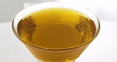 قناع الحلبة وزيت الخروع لعلاج تساقط الشعر وتقصفه