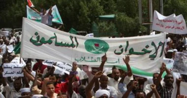 السجل الأسود للإخوان .. تقرير يكشف علاقة الجماعة المشبوهة بإيران