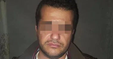 مريض نفسى يذبح طفليه وزوجته ويمزق أجسادهم إلى أشلاء بأبوحماد