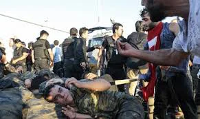 أردوغان يتنفس الصعداء بعد اقالة اكثر من عشرة آلاف موظف آخر بعد فشل محاولة الانقلاب