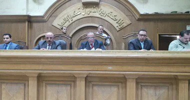 إحالة أوراق 5 متهمين قتلوا ربة منزل ونجلها ثأراً منها للمفتى