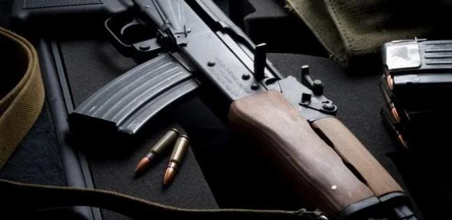 القبض على شابين بحيازتهما بندقية في الشرقية