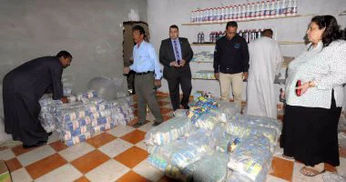 تموين الشرقية تضبط أربعة أطنان مواد غذائية فى فاقوس وكفر صقر