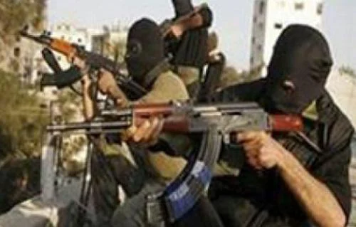 مقتل وإصابة 3 أشخاص على يد مجهولين بديرب نجم لخلافات بتجارة العملة