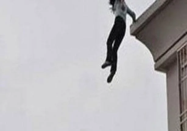 مريض نفسى يقفز من الدور الرابع ويلقى حتفه فى العاشر من رمضان