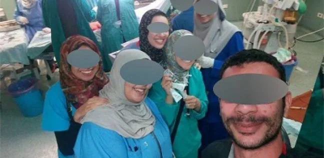 سيلفى العمليات: لا حقوق لمريض ولا قدسية لـغرفة الجراحة ، معاناة وطن