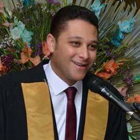 الدكتور حسن عاشور ينجح فى إستئصال ورم خبيث بقولون مريض بمدينة الزقازيق الشرقية