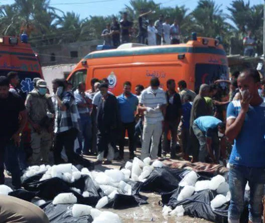 أحد أهالى ضحايا مركب رشيد بالشرقية استلم جثة على أنها لابنه بالخطأ