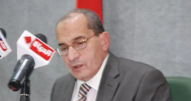 وزير الزراعة يصل الشرقية لتفقد المعامل المركزية للثروة السمكية