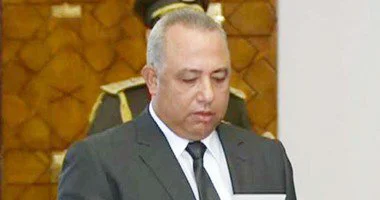 محافظ الشرقية يعلن عن البدء فى تنفيذ المرحلة الأولى من رصف طريق أبوكبير