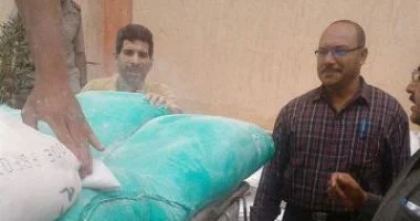 تموين الشرقية يضبط 2.300 طن دقيق مدعم قبل بيعها بالسوق السوداء فى كفر صقر