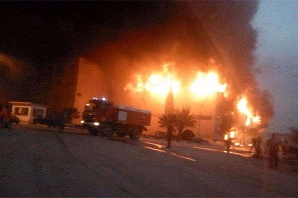 حريق بمصنع مرسيدس للسيارات بالشرقية