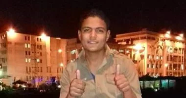 أهالى قرية بيشة قايد بالشرقية يتوافدون على منزل المجند محمد عادل شهيد سيناء