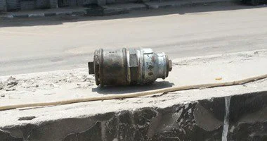 "عاجل" بالصور العثور على جسم غريب بميدان المحطة بالزقازيق ووصول خبراء المفرقعات