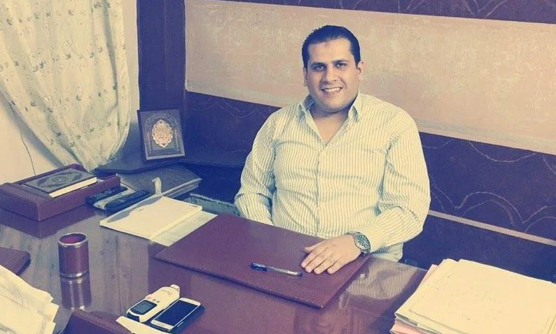 مباحث القنايات تضبط هارب من حكم بالمؤبد وبحوذته اقراص مخدره وأموال