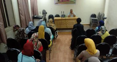 مجمع إعلام الزقازيق يعقد ندوة بعنوان "مخاطر الزواج المبكر على صحة اﻻم والطفل "