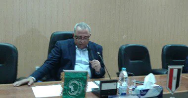 محافظ الشرقية يحول 26 موظف للتحقيق لتركهم العمل ويخصم من راتبهم