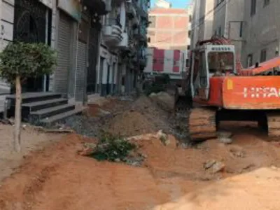 استمرار تنفيذ أعمال رفع كفاءة الشوارع الداخلية ببلاط الإنترلوك مركز ديرب نجم