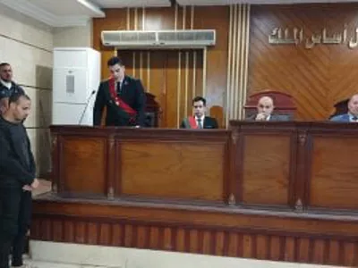 تحويل المتهم للمفتى.. 10 مشاهد بجريمة التعدى على طفلة بلبيس وفقء عينيها